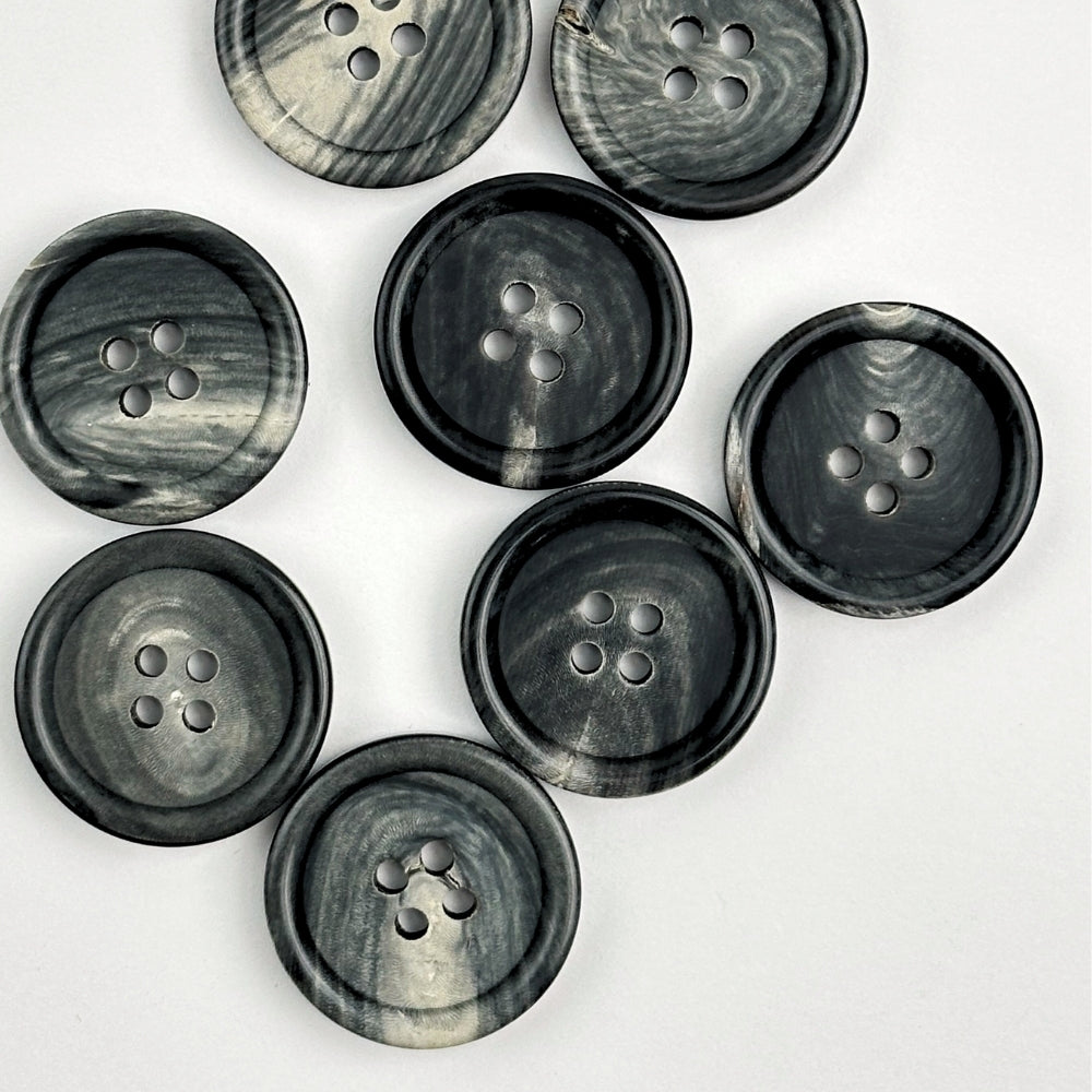Button - Real Horn - Matte Black/Grey - 23 mm