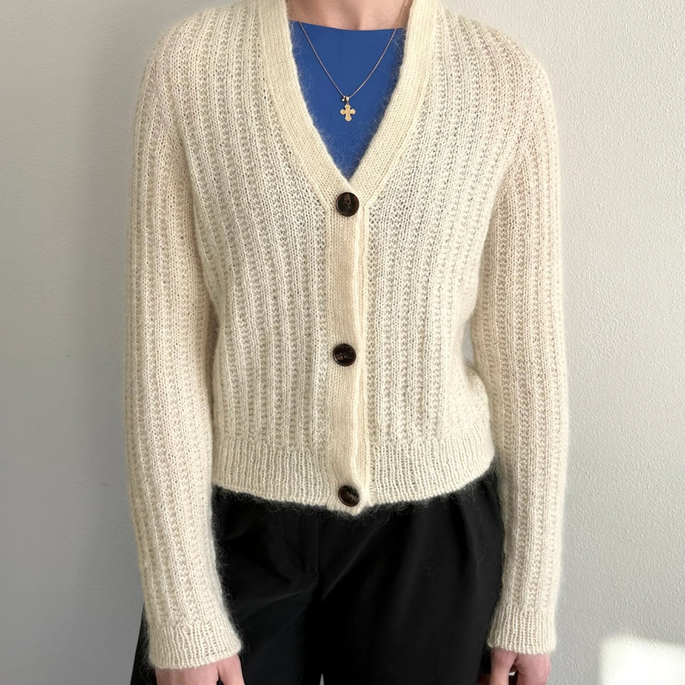 Knitting kit - Johanne Sweater by Mette Sandgaard Kühl (Aria)