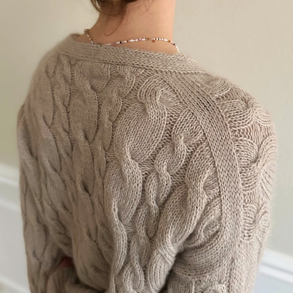 Knitting kit - Johanne Sweater by Mette Sandgaard Kühl (Aria)