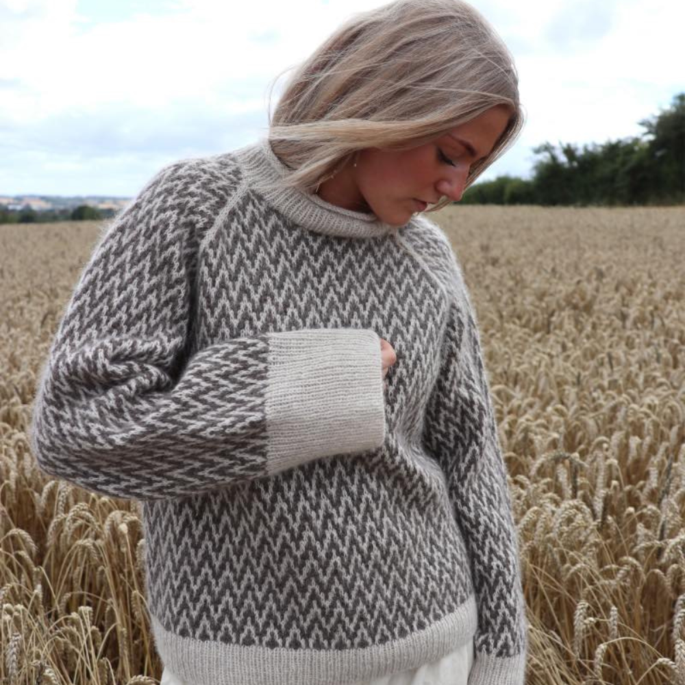 Obscura Sweater af Knitamore (Shetland Wool + Silk Mohair)