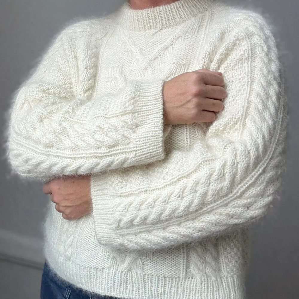 Garnkit - Cable Joy Sweater af Lenes Knitwear (Super Soft + Silk Mohair)