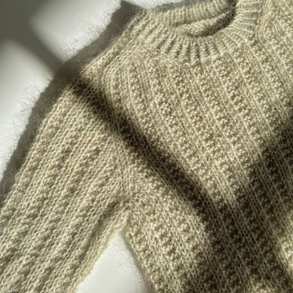 Knitting kit - Johanne Sweater by Mette Sandgaard Kühl (Aria)
