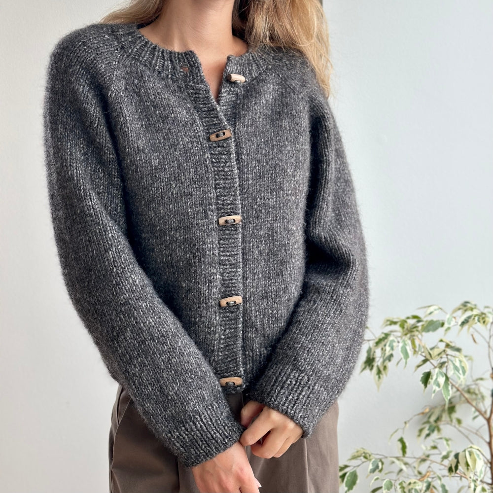 Garnkit - Foundation Cardigan af Le Knit (Naturalpaca)