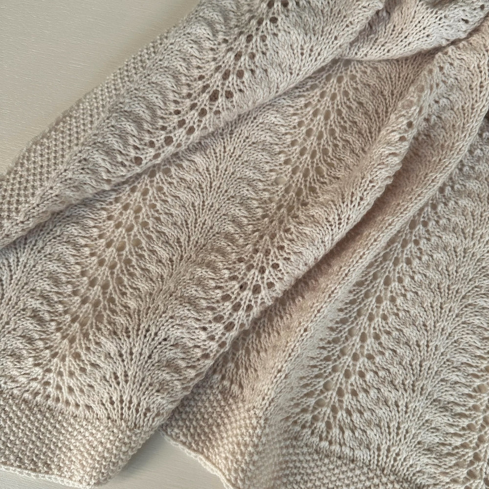 Knitting kit - Johanne Sweater by Mette Sandgaard Kühl (Aria)