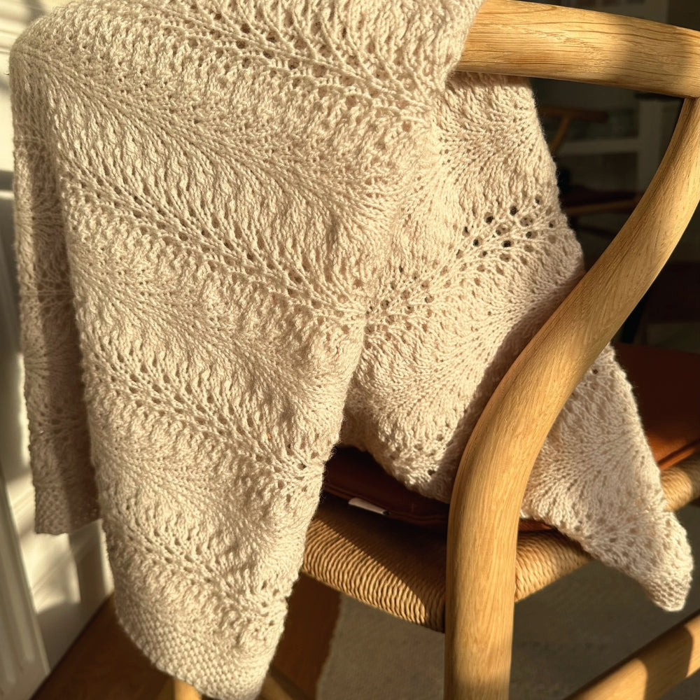 Knitting kit - Johanne Sweater by Mette Sandgaard Kühl (Aria)