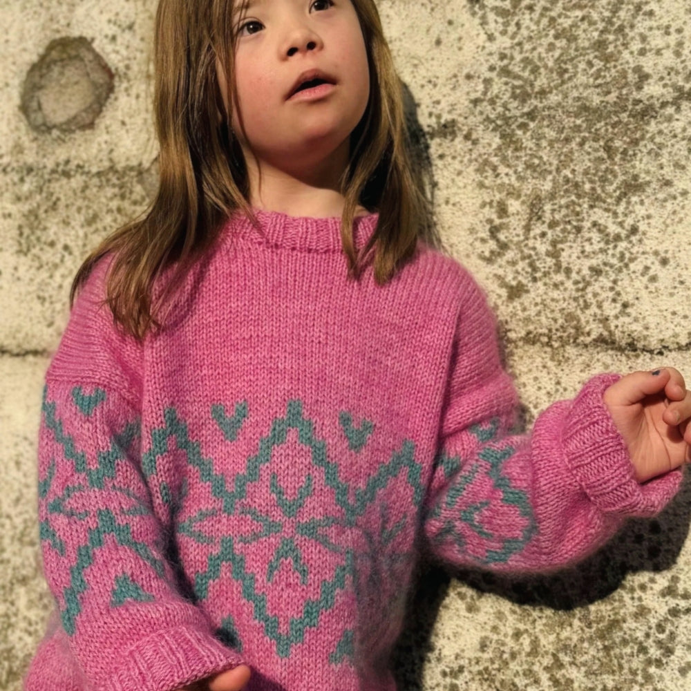 Knitting kit - Johanne Sweater by Mette Sandgaard Kühl (Aria)
