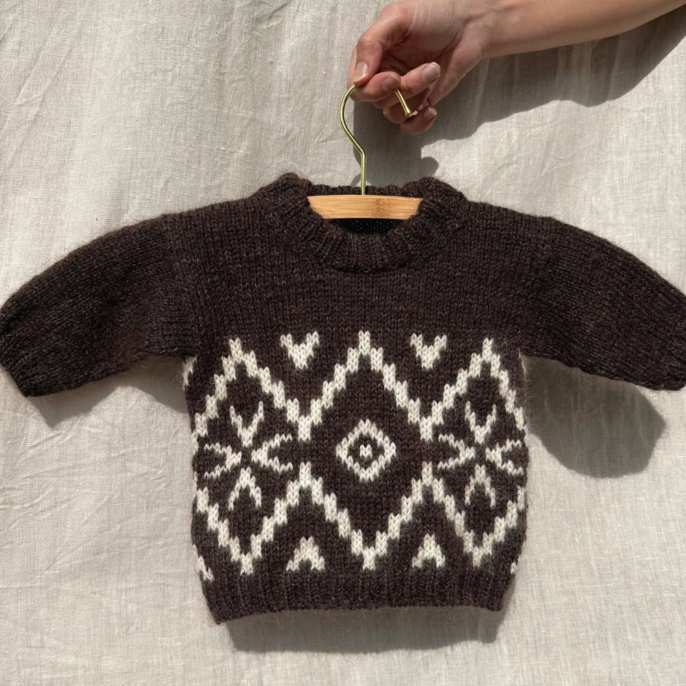Knitting kit - Johanne Sweater by Mette Sandgaard Kühl (Aria)