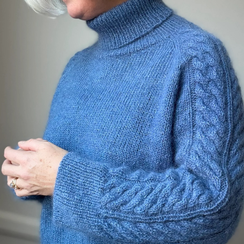 Garnkit - Simply Cable Sweater af Lenes Knitwear (Shetland Wool + Silk Mohair)