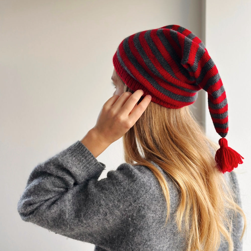 Smuksak Santa hat - Digital knitting pattern
