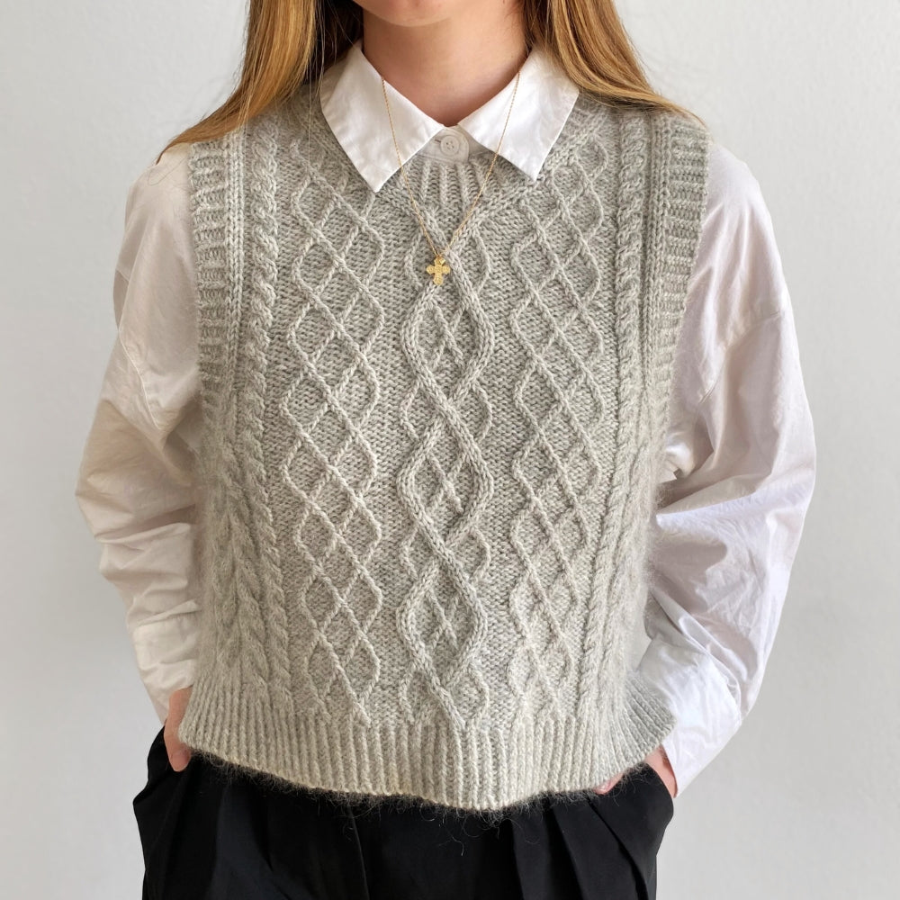 Knitting kit - Johanne Sweater by Mette Sandgaard Kühl (Aria)