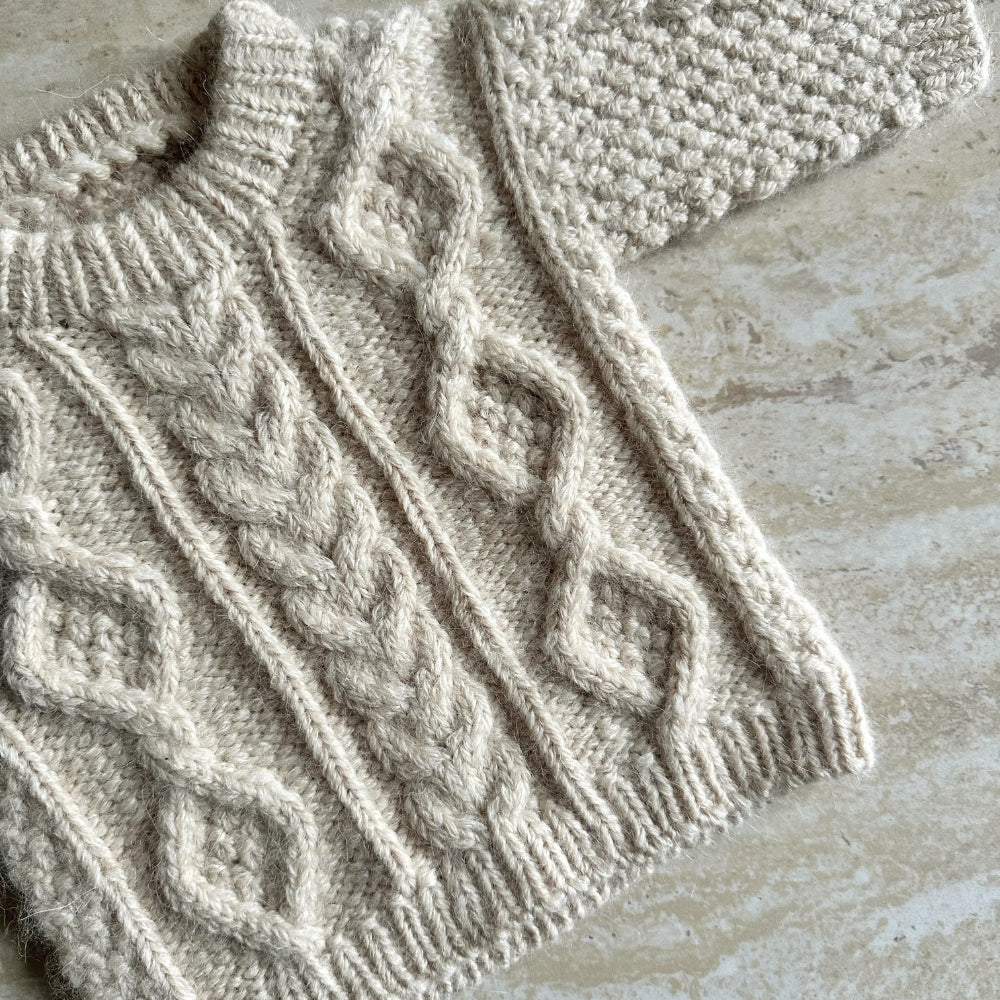 Knitting kit - Johanne Sweater by Mette Sandgaard Kühl (Aria)