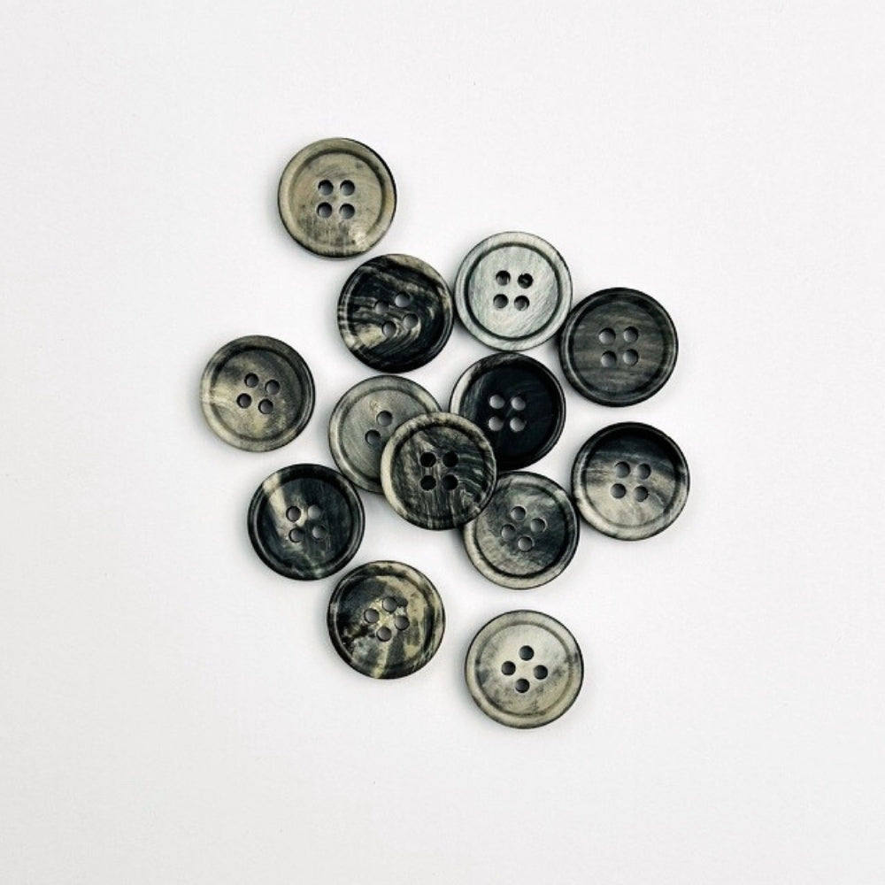 Button - Real Horn - Matte Black/Grey - 15 mm