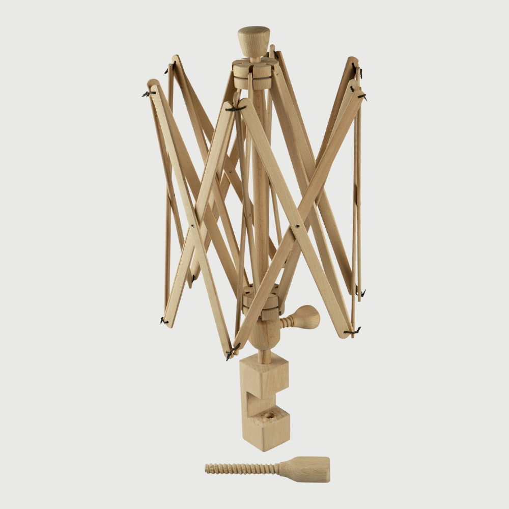Yarn winder in wood
