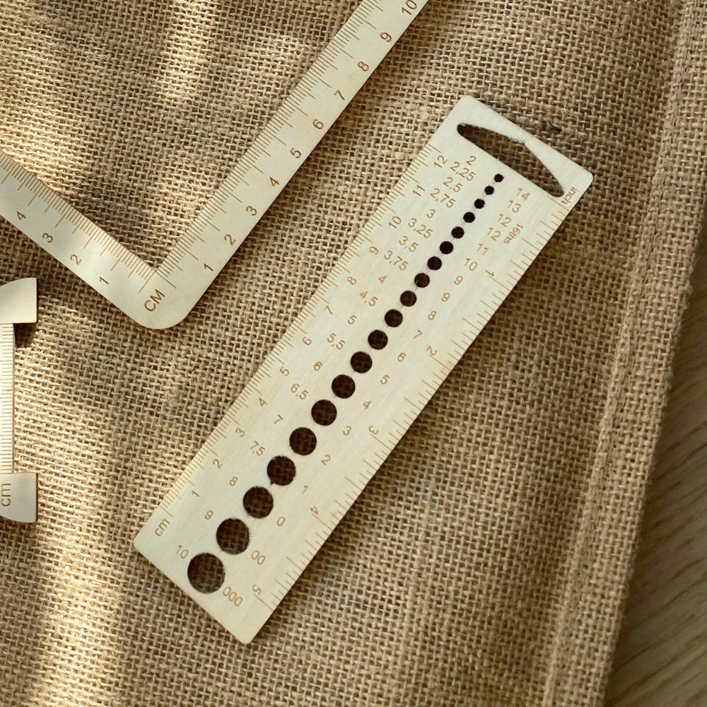 Wooden stick gauge