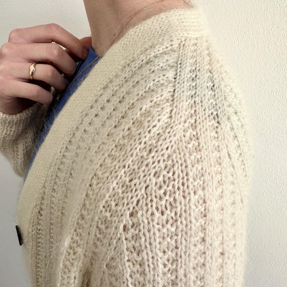 Knitting kit - Johanne Sweater by Mette Sandgaard Kühl (Aria)