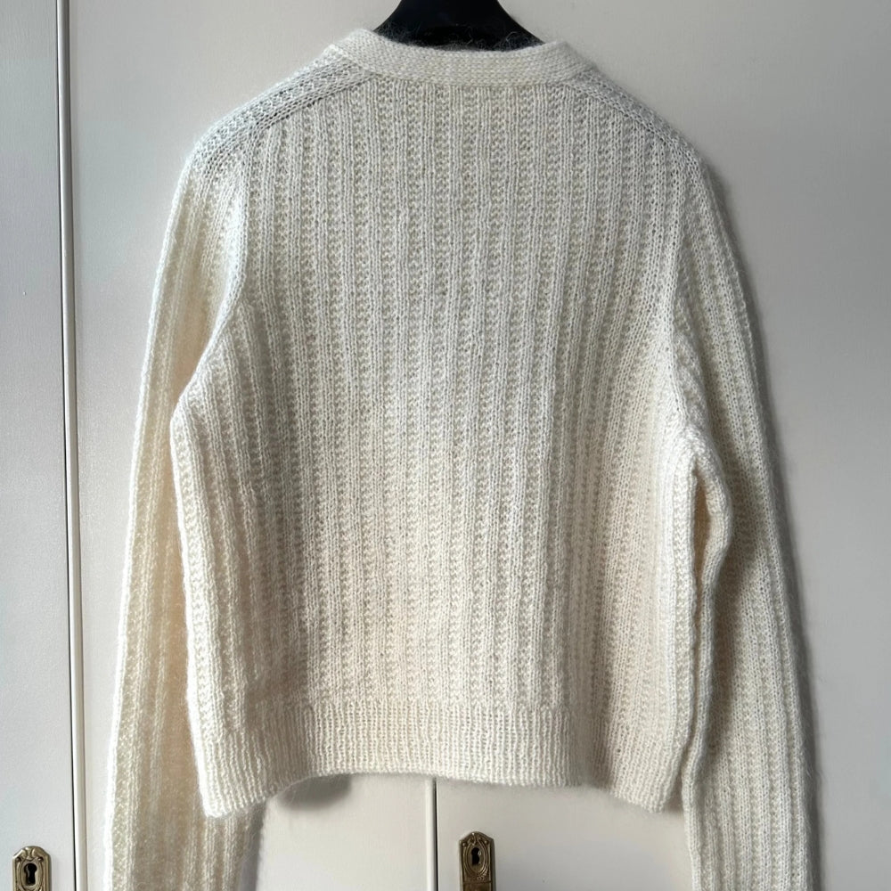 Knitting kit - Johanne Sweater by Mette Sandgaard Kühl (Aria)