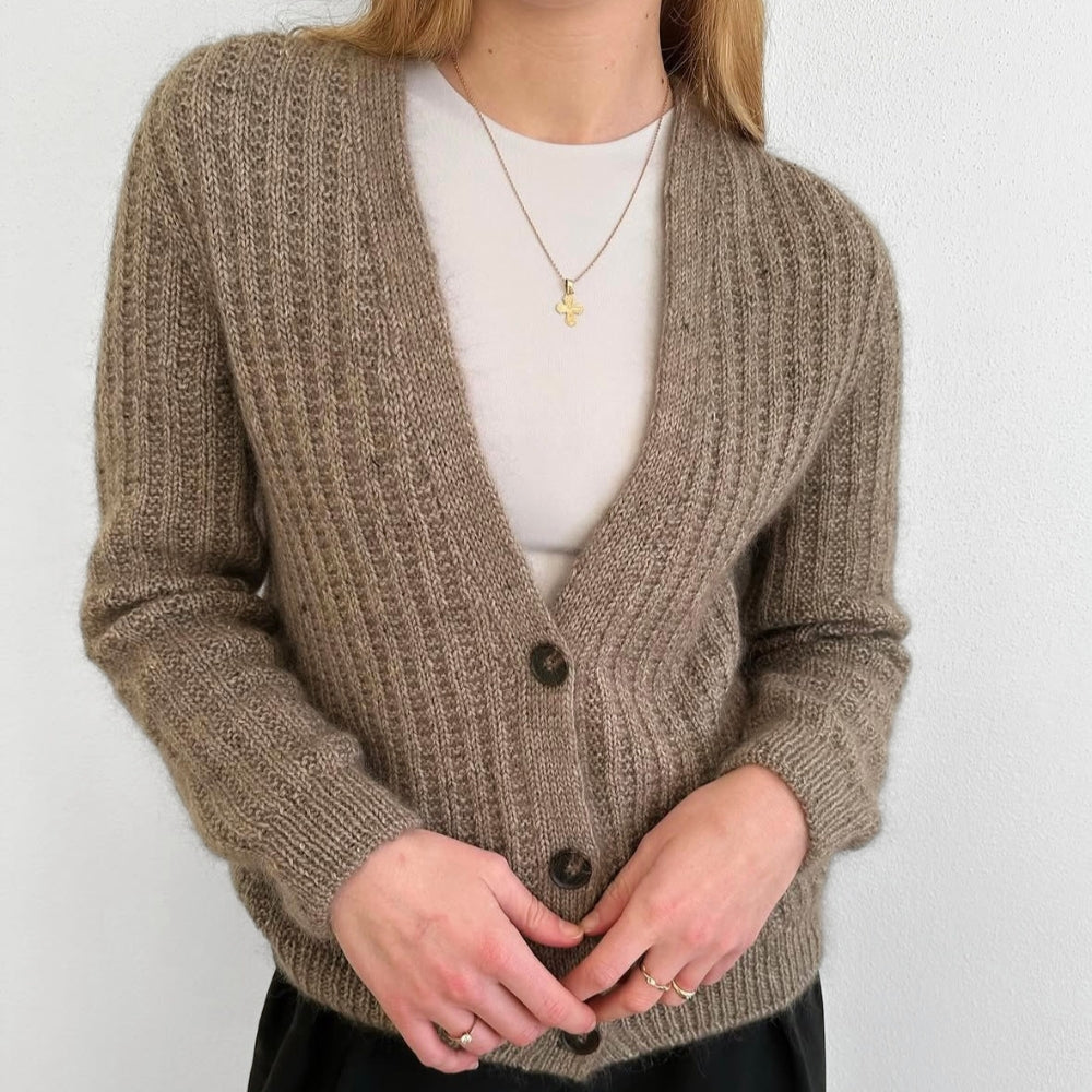 Knitting kit - Johanne Sweater by Mette Sandgaard Kühl (Aria)