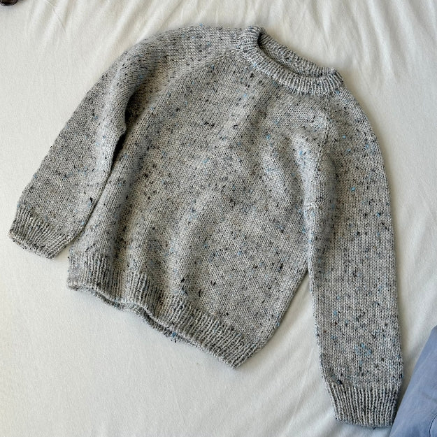 Garnkit - Hanstholm Sweater Junior af PetiteKnit (Misina Tweed)