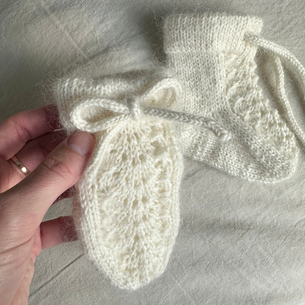 Knitting kit - Johanne Sweater by Mette Sandgaard Kühl (Aria)