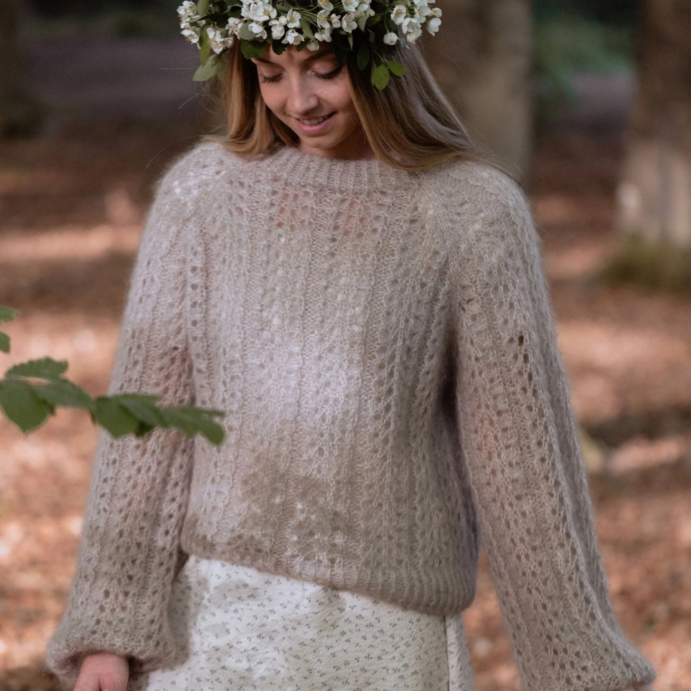 Knitting kit - Johanne Sweater by Mette Sandgaard Kühl (Aria)