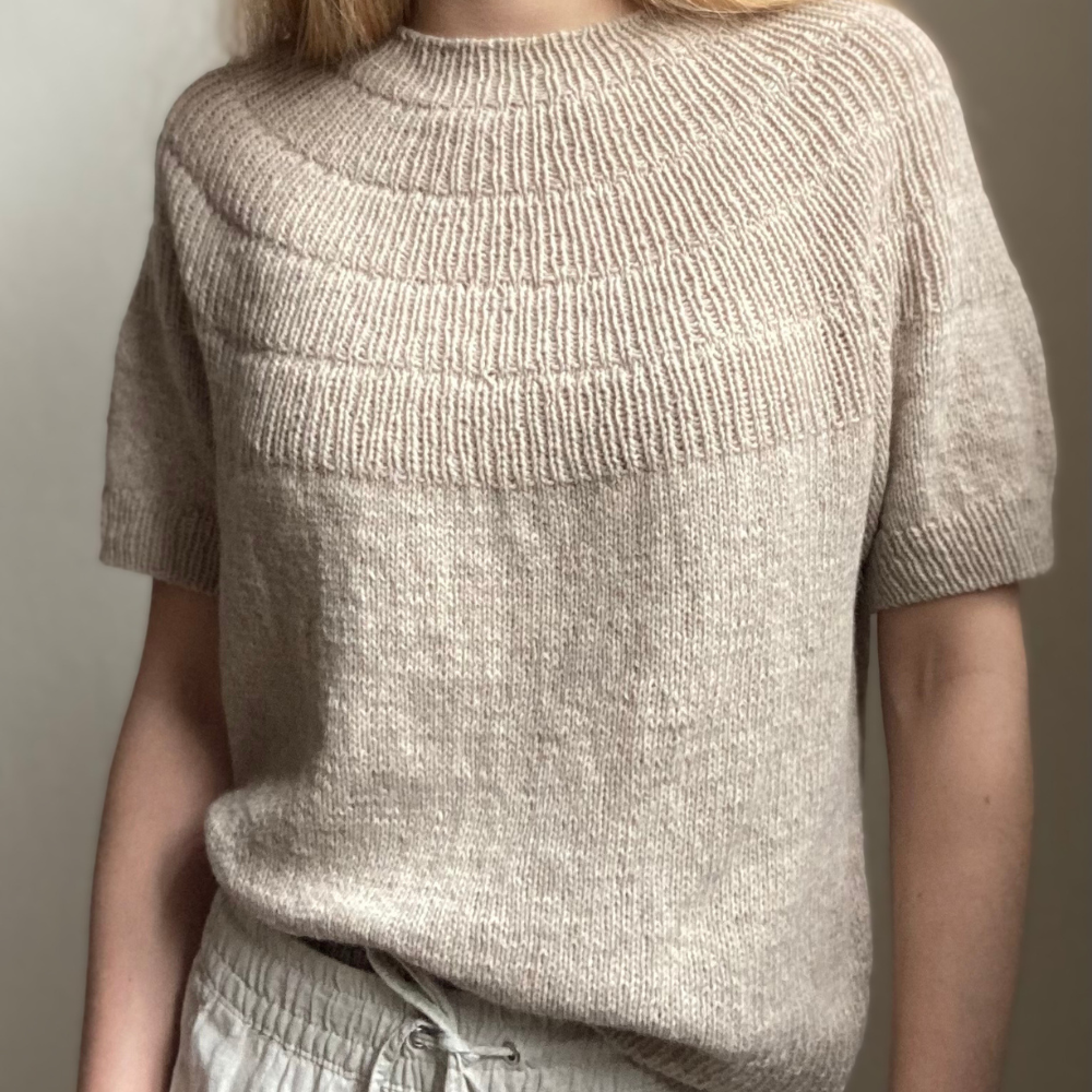 Garnkit - Anker Tee af PetiteKnit (Reloved Merino)