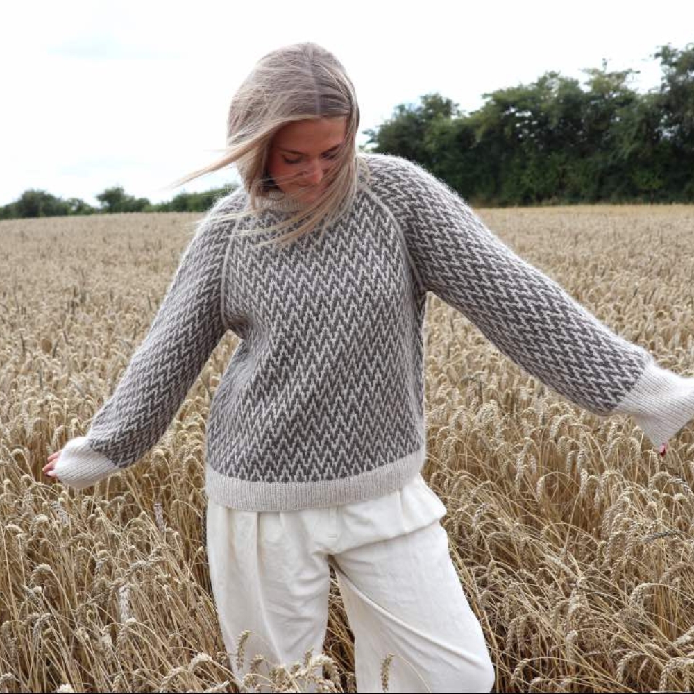 Strikkekit - Obscura Sweater af Knitamore (Shetland Wool + Silk Mohair)
