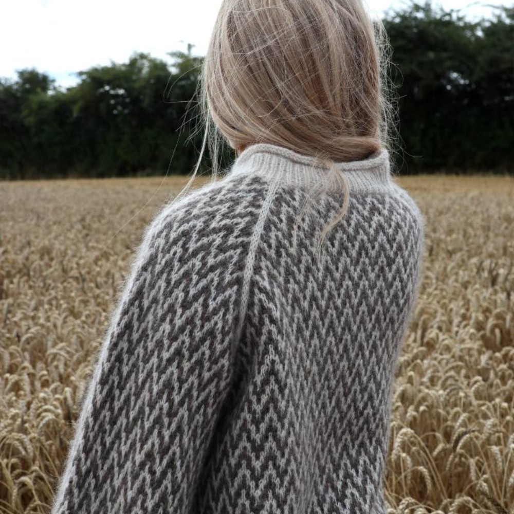 Strikkekit - Obscura Sweater af Knitamore (Shetland Wool + Silk Mohair)