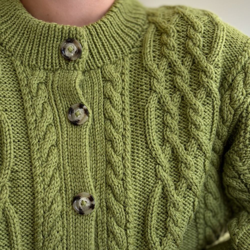 Strikkekit - Mabel Cardigan af Yndlingsting (Misina)