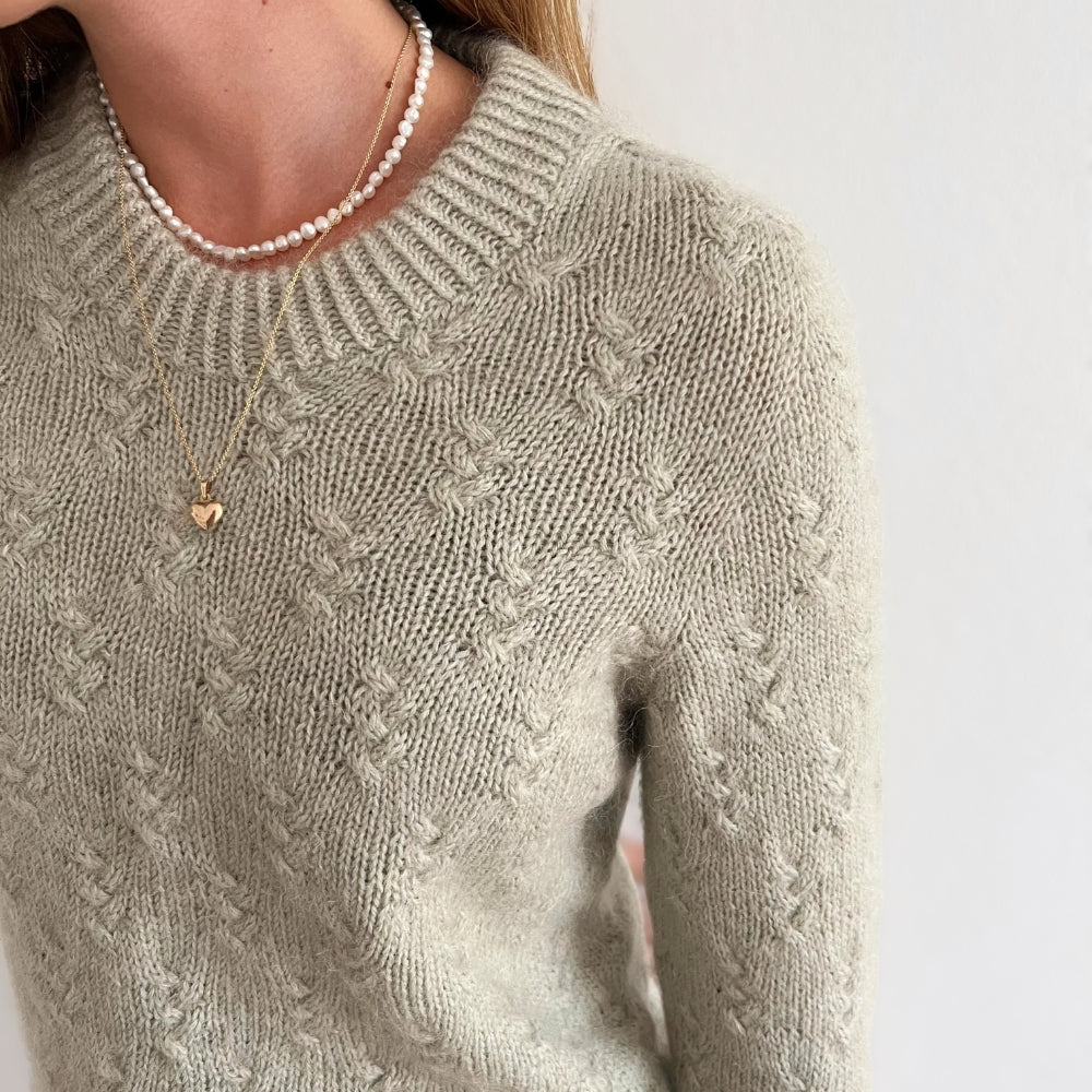 Knitting kit - Johanne Sweater by Mette Sandgaard Kühl (Aria)