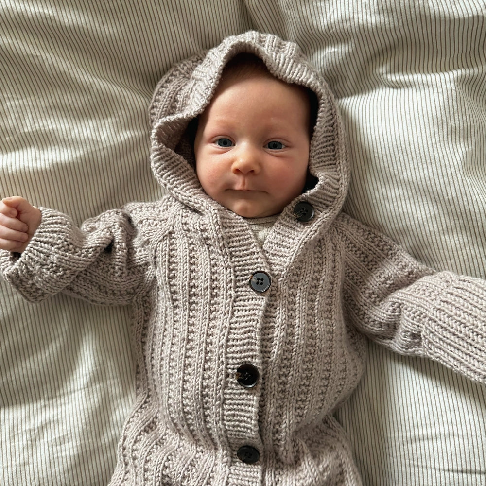Knitting kit - Johanne Sweater by Mette Sandgaard Kühl (Aria)