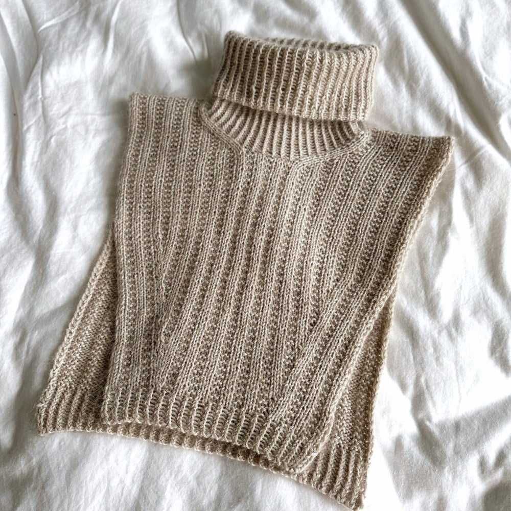 Knitting kit - Johanne Sweater by Mette Sandgaard Kühl (Aria)