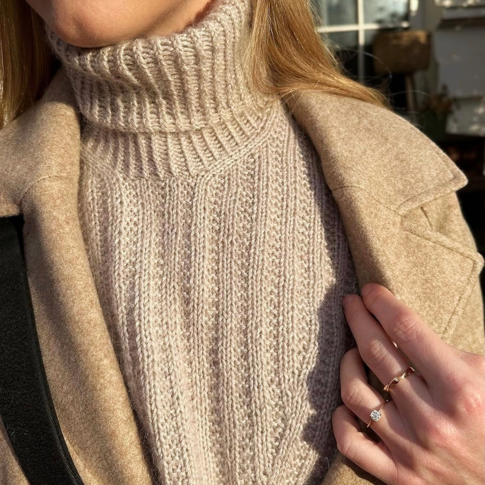 Knitting kit - Johanne Sweater by Mette Sandgaard Kühl (Aria)