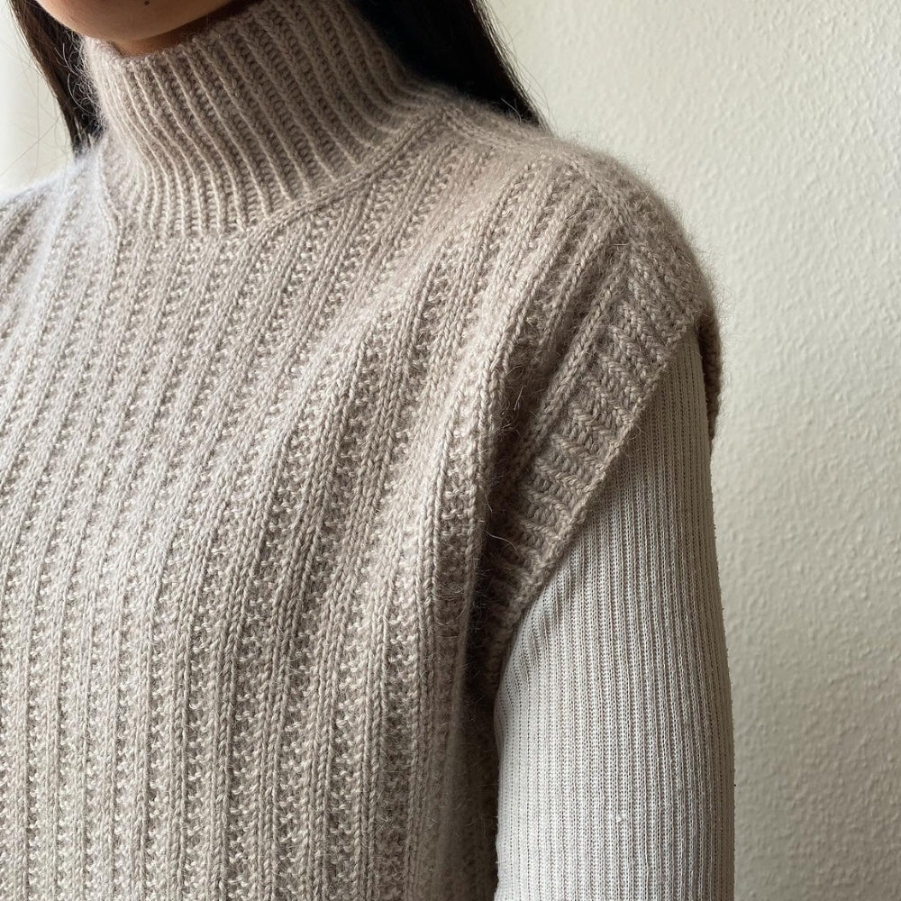 Knitting kit - Johanne Sweater by Mette Sandgaard Kühl (Aria)