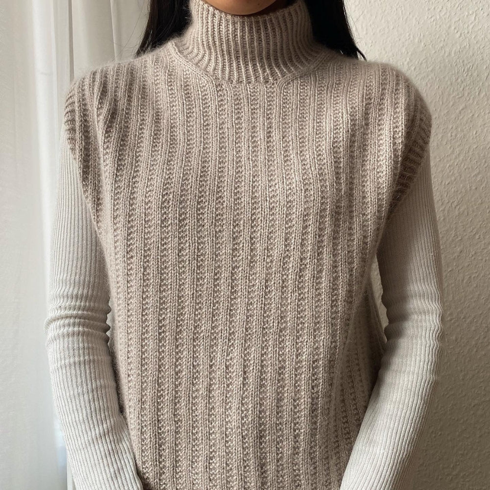 Knitting kit - Johanne Sweater by Mette Sandgaard Kühl (Aria)