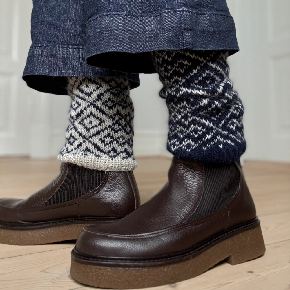 Garnkit - Northern Legwarmers af Lenes Knitwear (Super Soft)