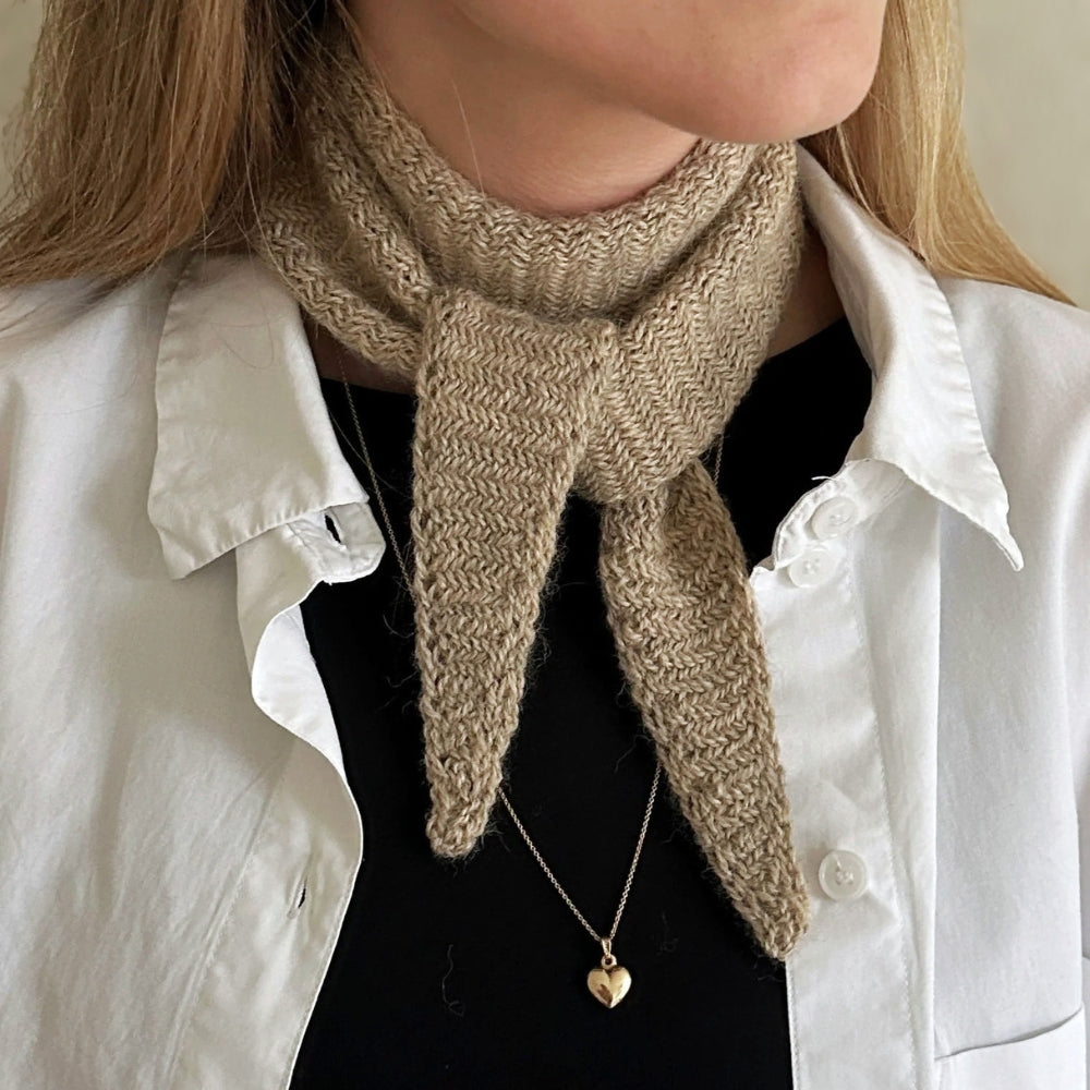 Knitting kit - Johanne Sweater by Mette Sandgaard Kühl (Aria)