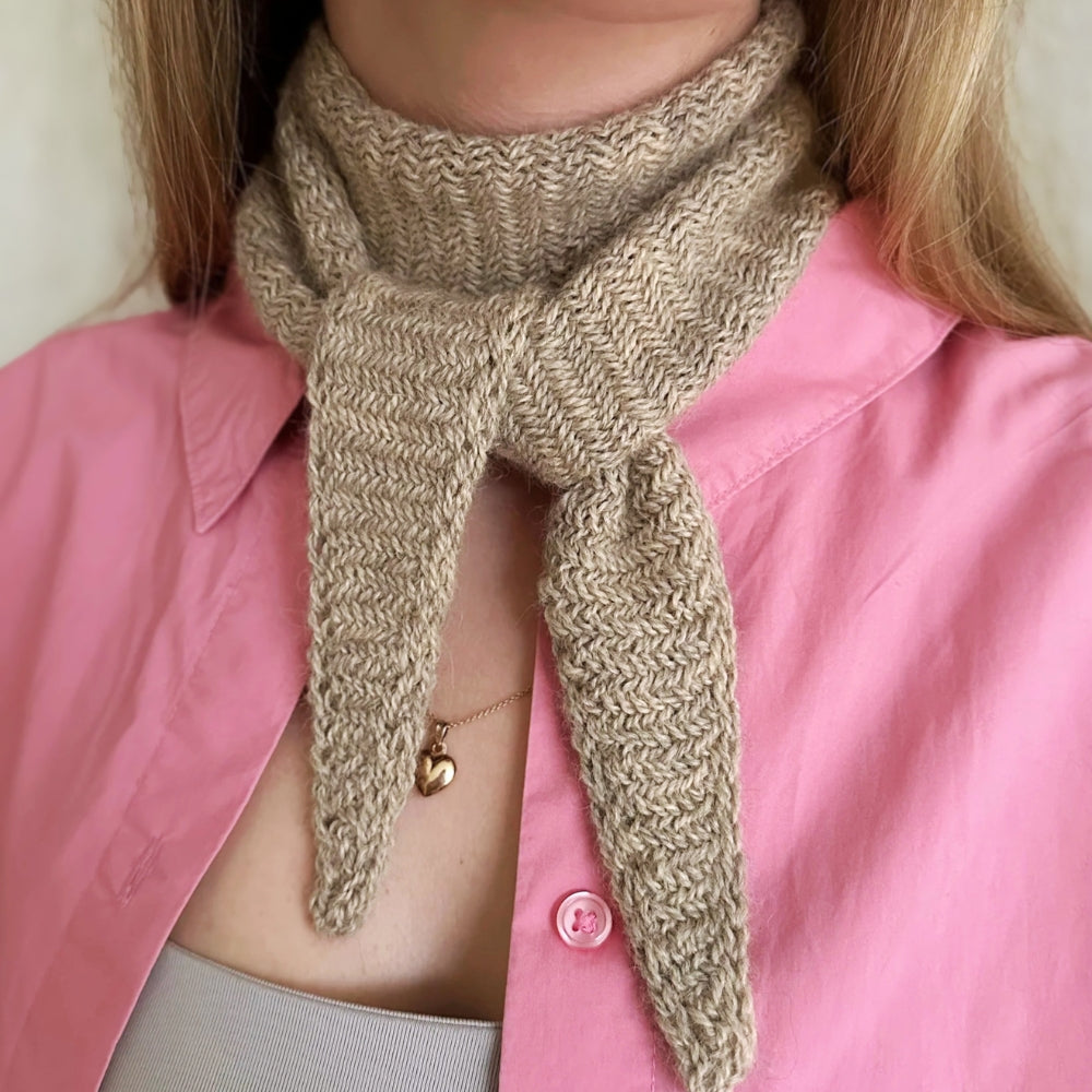 Knitting kit - Johanne Sweater by Mette Sandgaard Kühl (Aria)