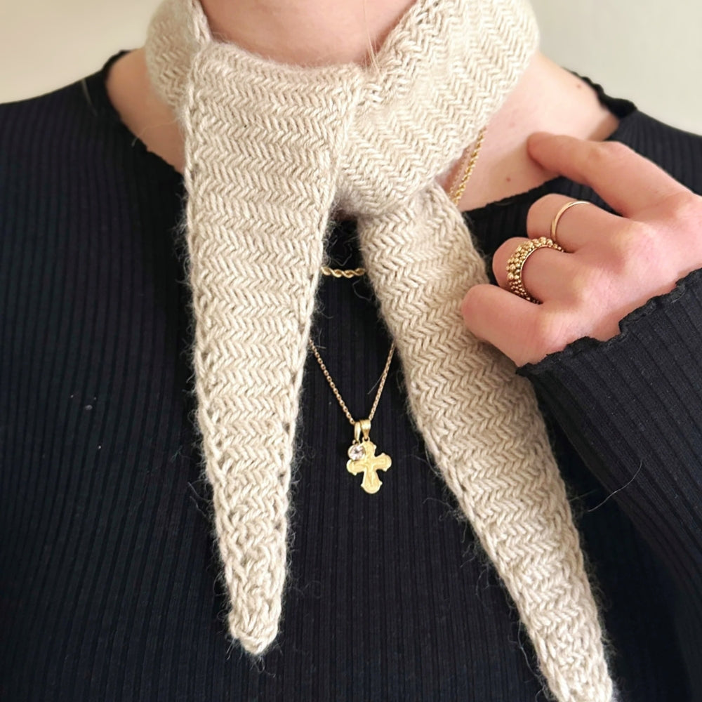 Knitting kit - Johanne Sweater by Mette Sandgaard Kühl (Aria)
