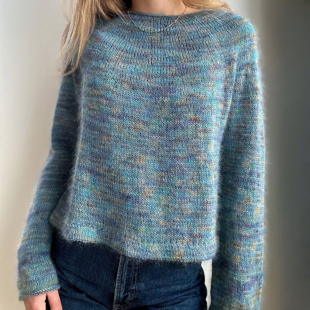 Garnkit - Plain Yoke Blouse af Le Knit (True Silk + Opera)