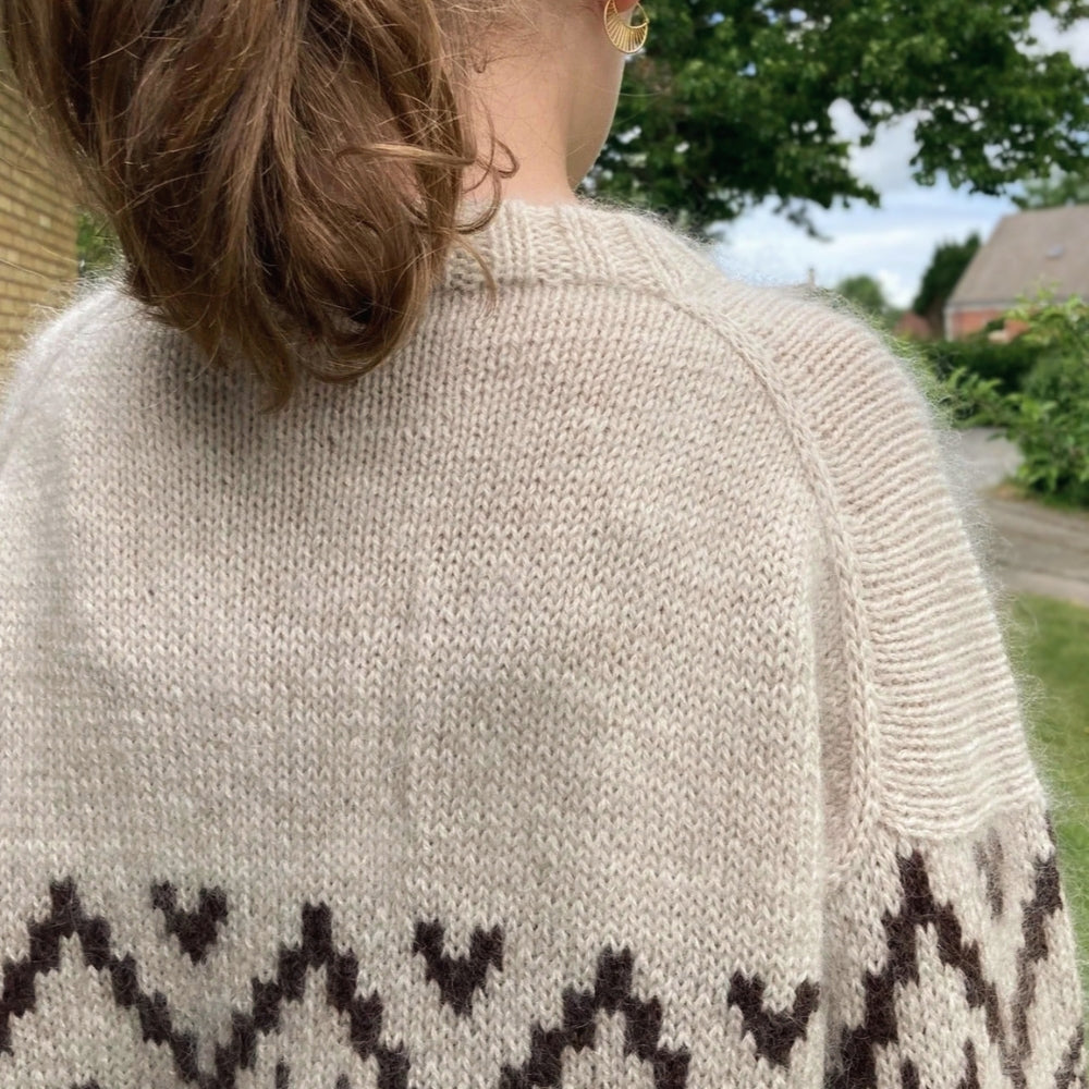 Knitting kit - Johanne Sweater by Mette Sandgaard Kühl (Aria)
