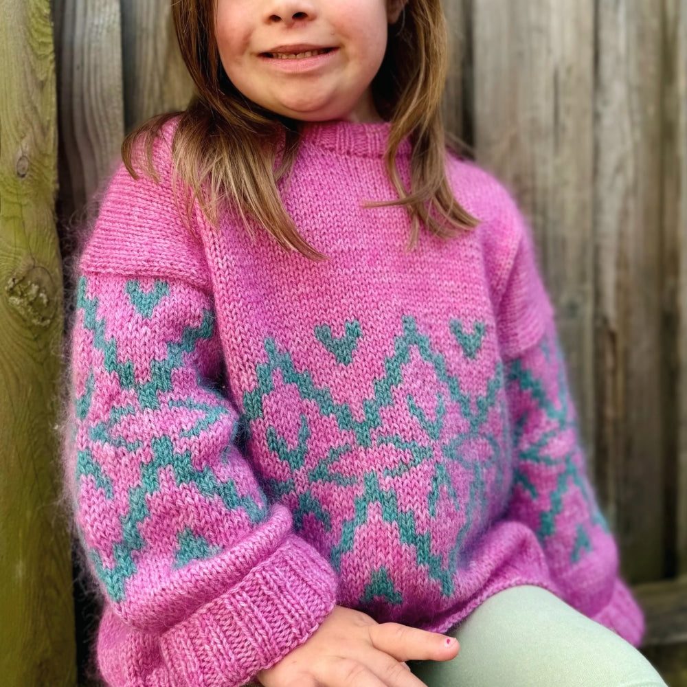 Knitting kit - Johanne Sweater by Mette Sandgaard Kühl (Aria)