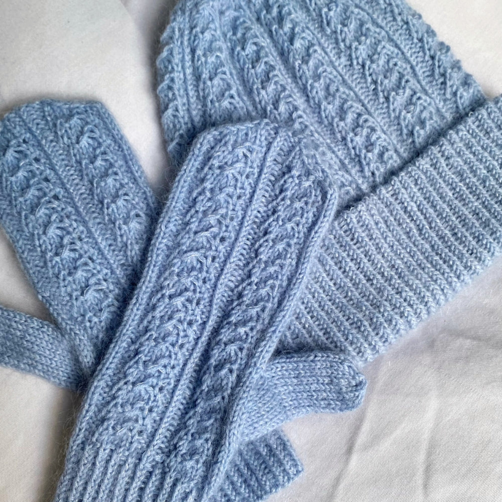 Knitting kit - Johanne Sweater by Mette Sandgaard Kühl (Aria)