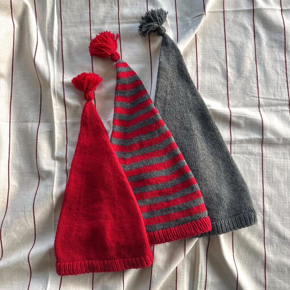Knitting kit for Smuksak Santa hat (Premium Merino)