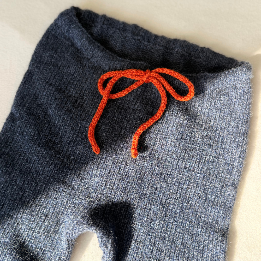 Garnkit - Svane Bukser Mini af Strandknit (Eco Soft Cashmere)