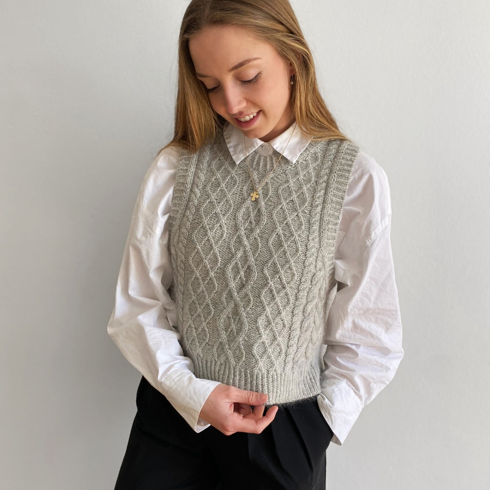 Knitting kit - Johanne Sweater by Mette Sandgaard Kühl (Aria)
