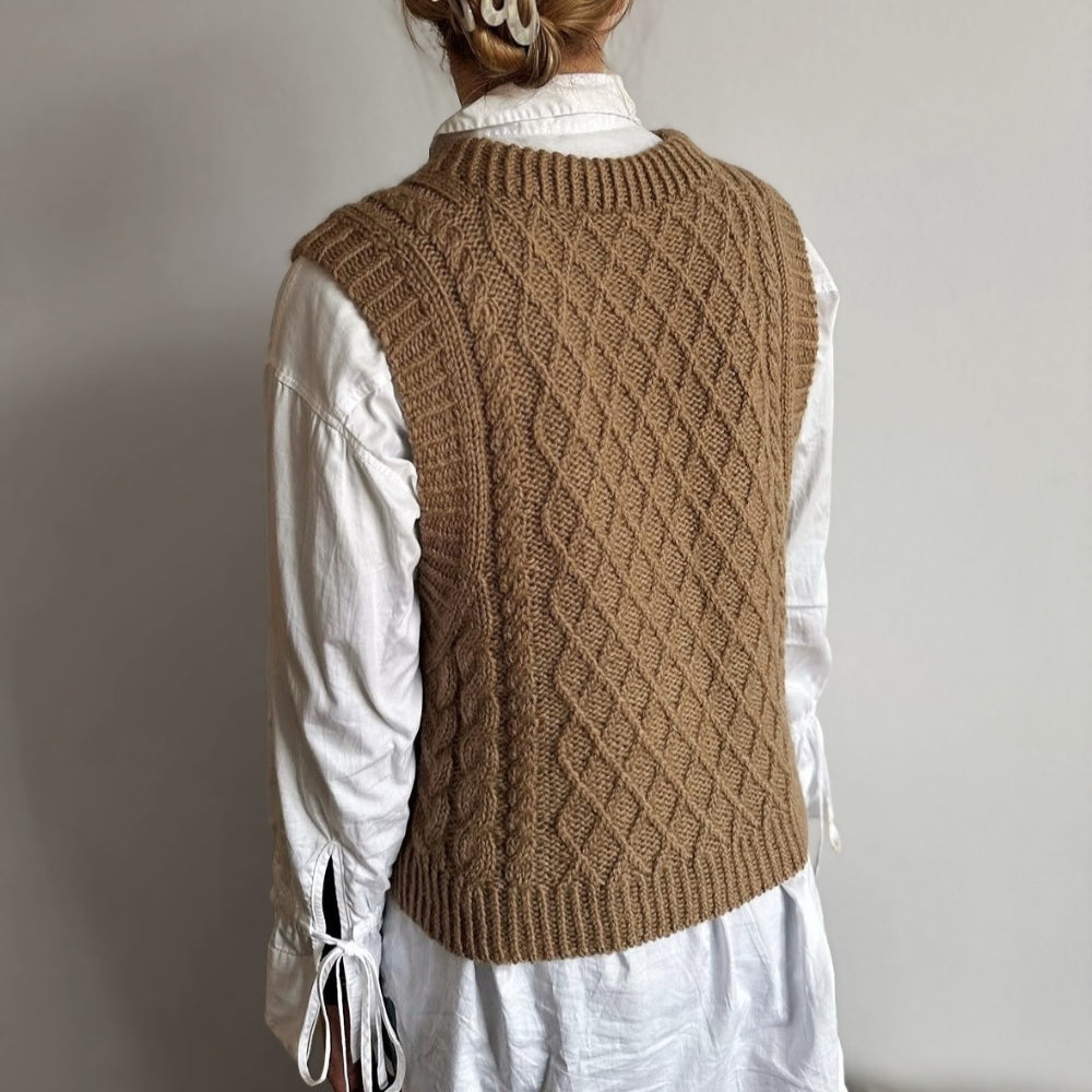 Knitting kit - Johanne Sweater by Mette Sandgaard Kühl (Aria)