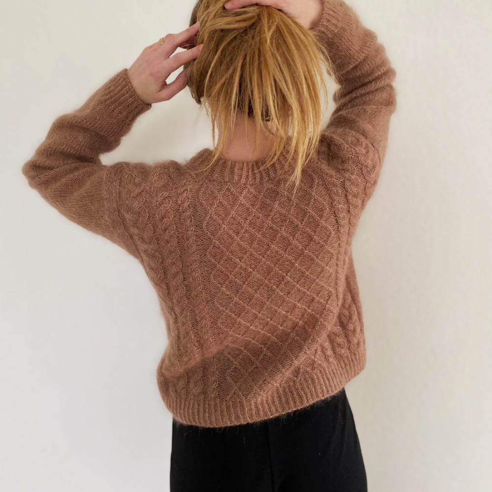 Knitting kit - Johanne Sweater by Mette Sandgaard Kühl (Aria)