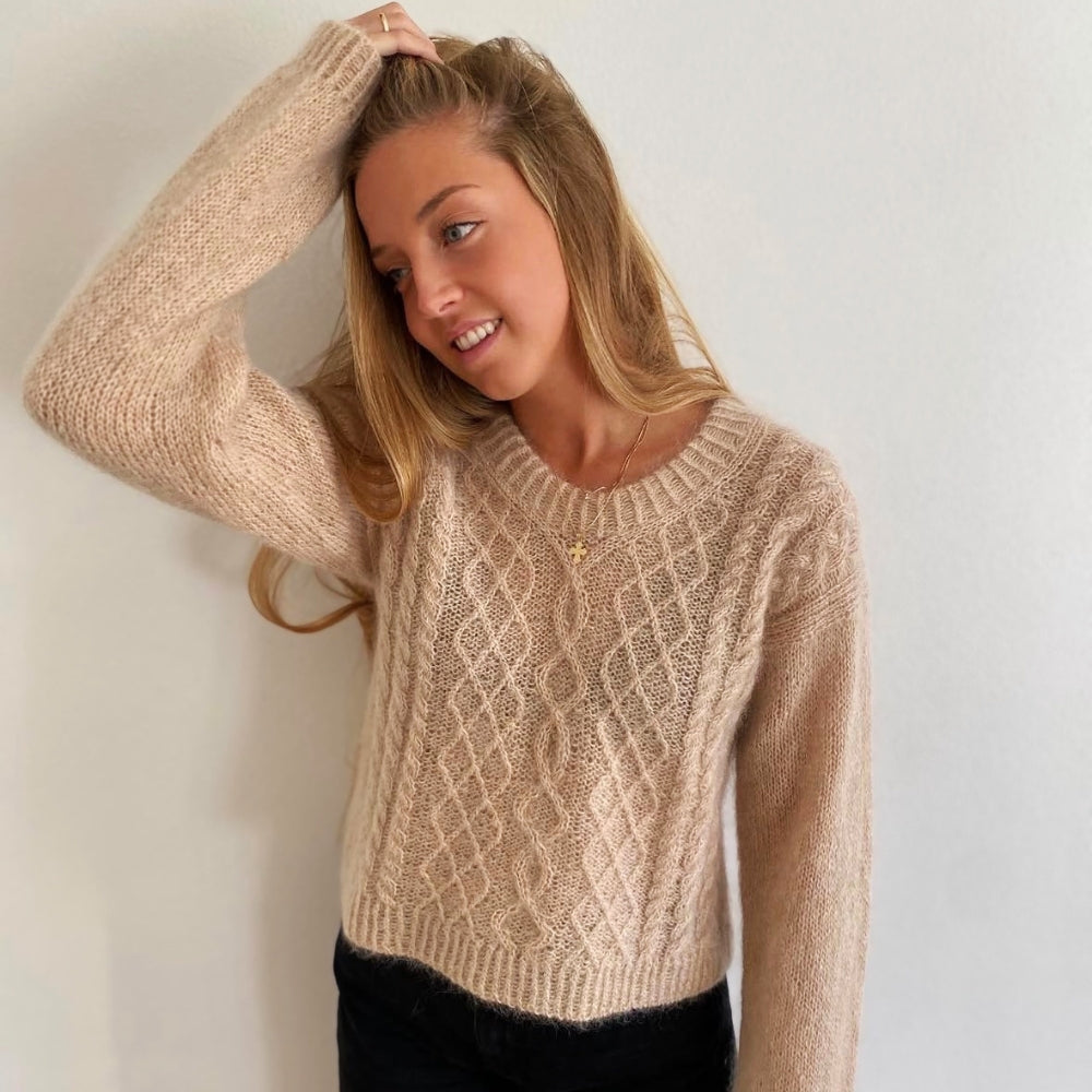 Knitting kit - Johanne Sweater by Mette Sandgaard Kühl (Aria)