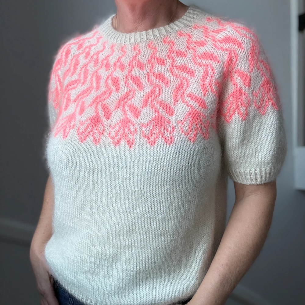 Garnkit - Wild Clover Sweater af Lenes Knitwear - Kortærmet (VIP + Silk Mohair)