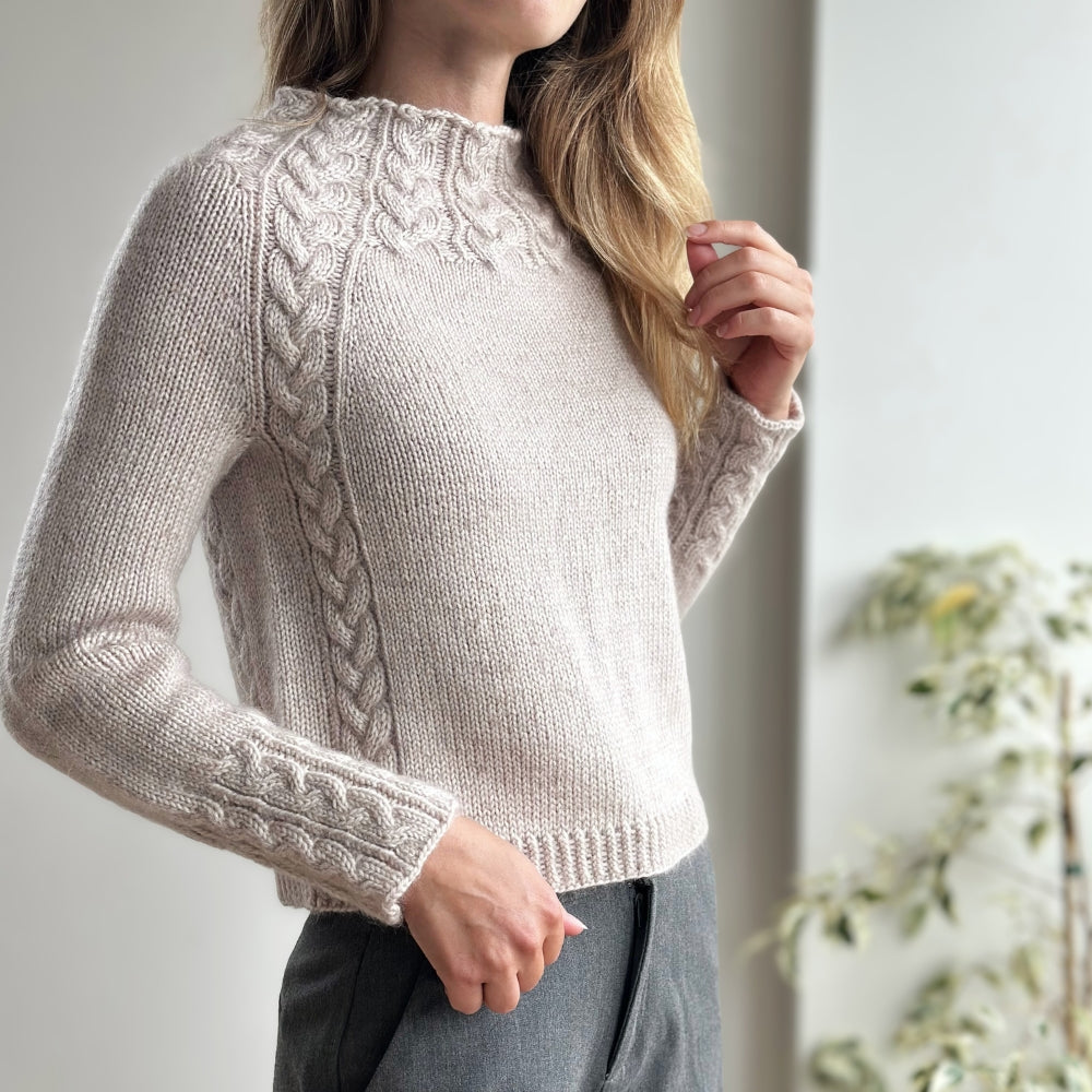 Strikkekit - Winter Rose Sweater af Knitamore (Misina + Silk Mohair)